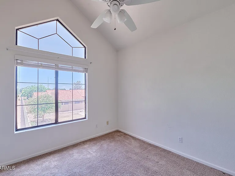 1001 N Pasadena St #61 — Photo 12