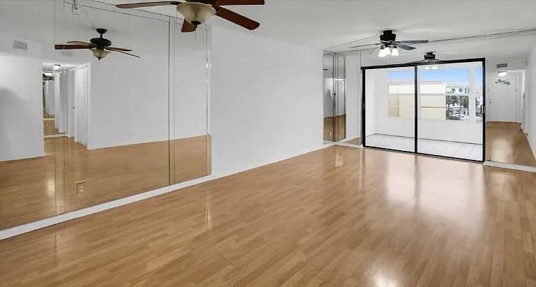 9355 SW 8th St #408 — Photo 5