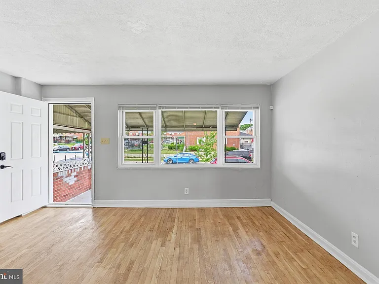 849 Loalan Ave — Photo 9