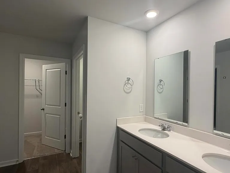742 Ladywood Dr — Photo 5