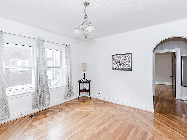 7319 Lindell Blvd #1 — Photo 23