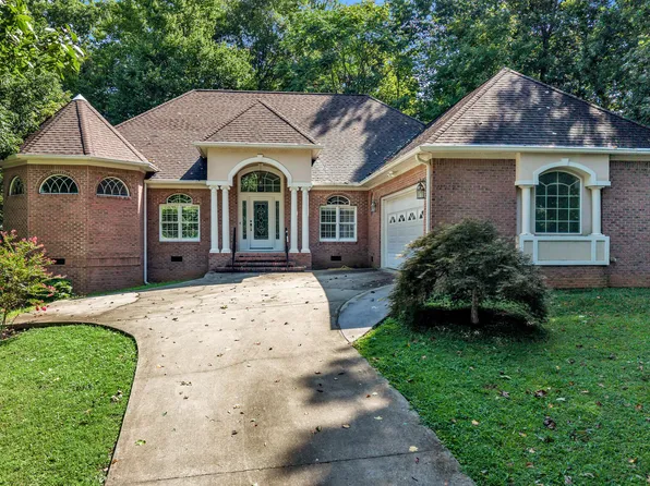 345 King Ridge Dr NW, Cleveland, TN 37312