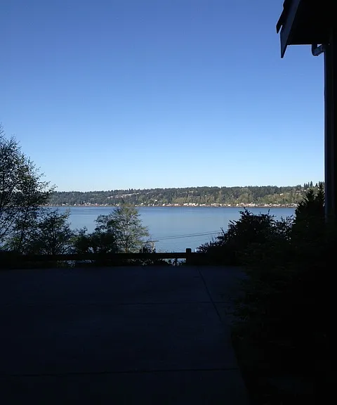 E Lake Sammamish Pkwy NE — Photo 3