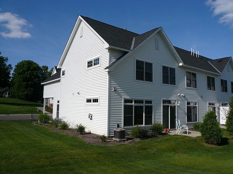 South Faciing End Unit