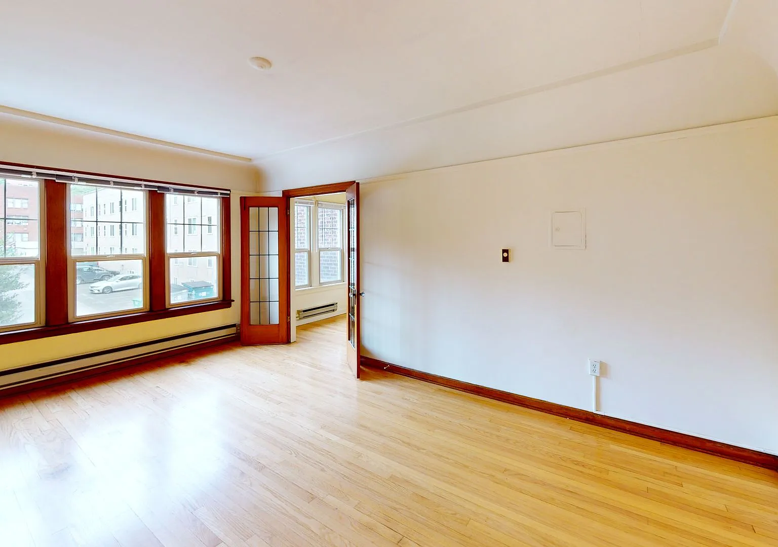 The Lola Apartments — Photo 3