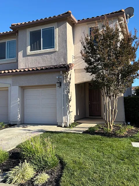 1067 Portofino Ave photo 1