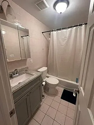 472 Humboldt St #2 — Photo 11