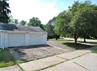 718 Bidwell St, Saint Paul, MN 55107