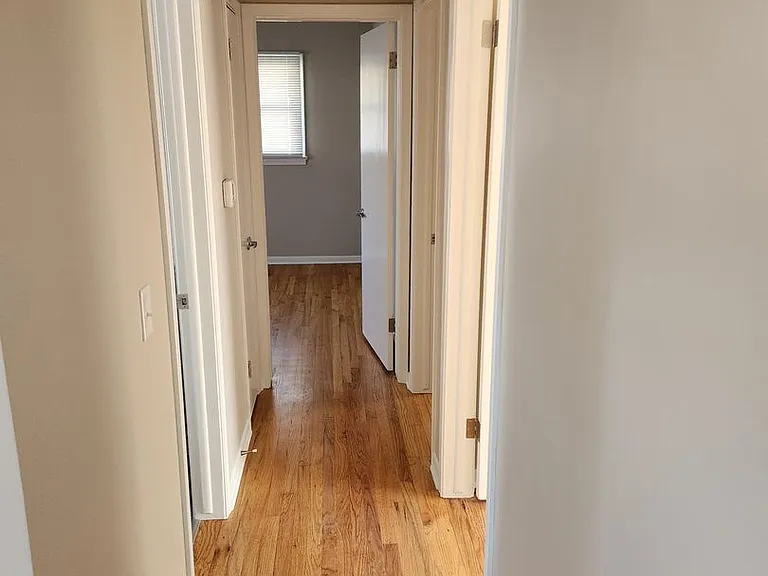 12223 Weir St — Photo 3