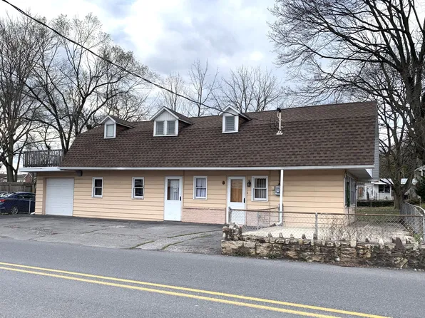 1 Hot Point Ave, Shippensburg, PA 17257