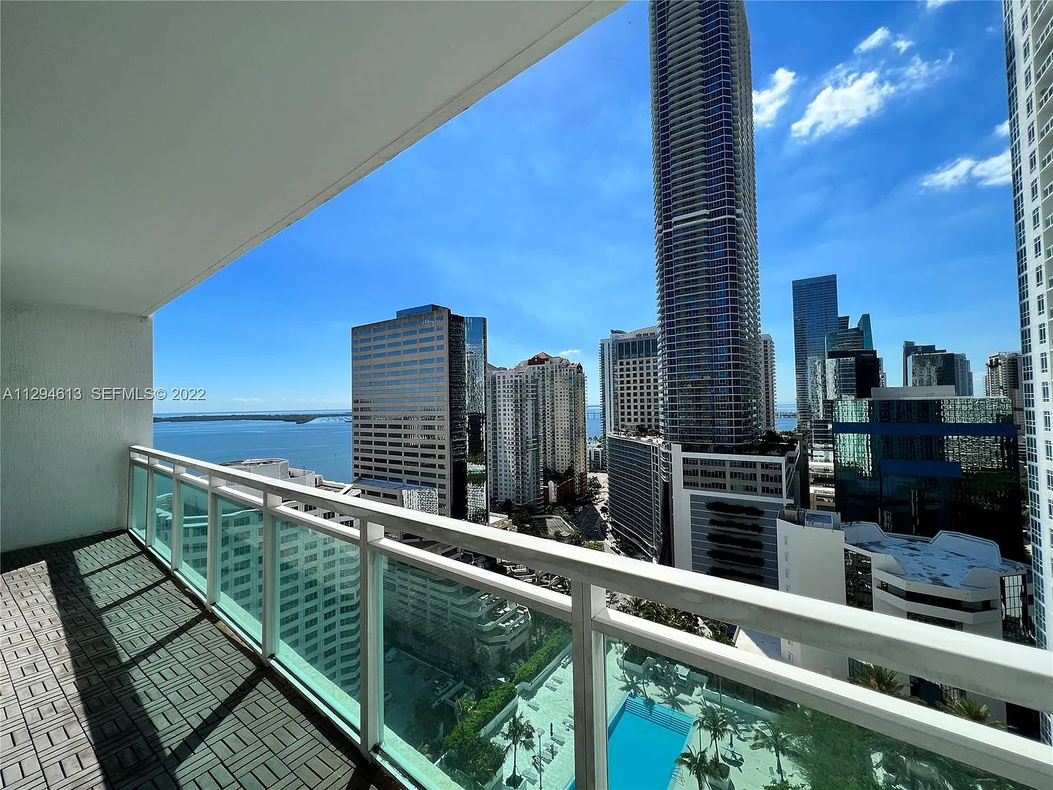2 bed, 1140 sqft, $4,495 — Photo 2