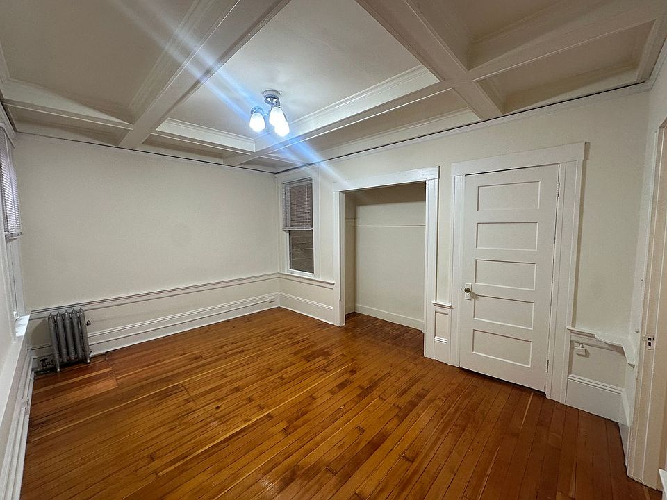1st image of 1270 Pine St