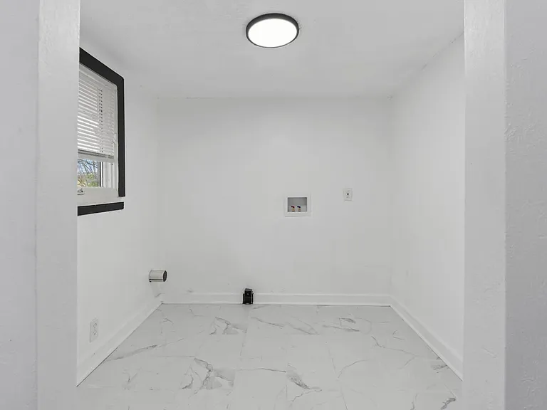 5408 Woodland Ave — Photo 1