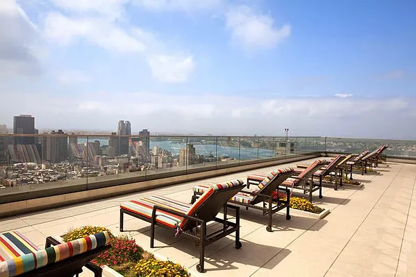 Rented by R New York | media 47