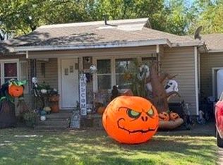 214 S 12th St, Collinsville, OK 74021