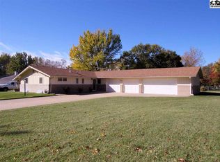 2131 Wilton St, Hutchinson, KS 67502