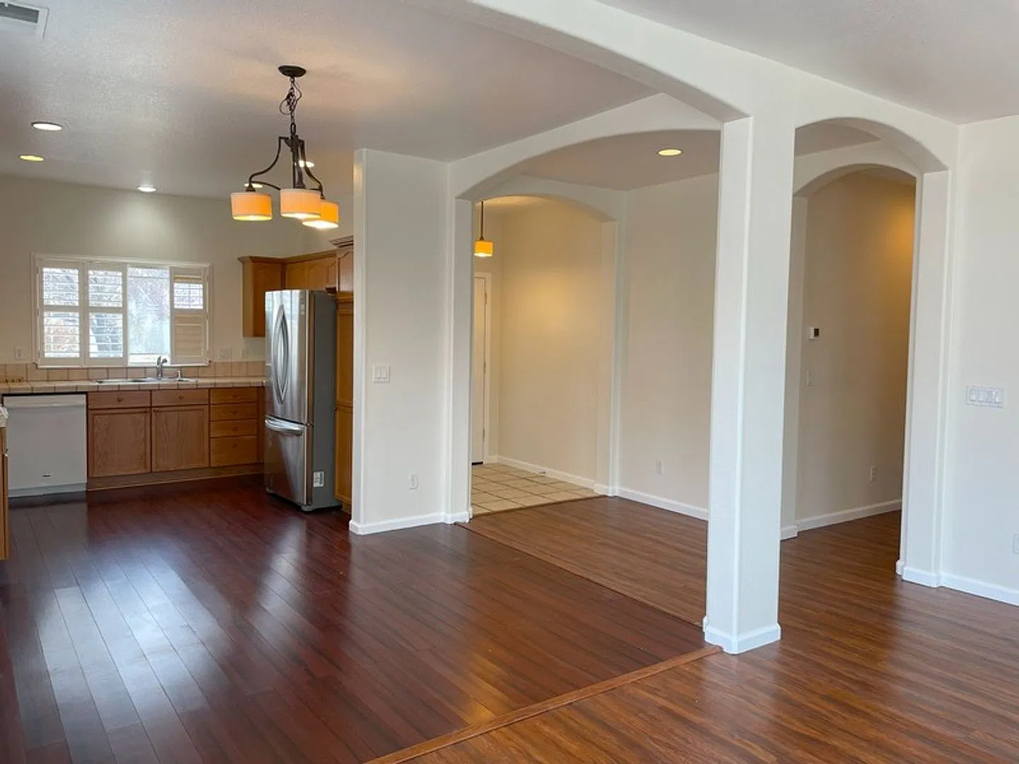Three Bedroom South Meadows Home with Mountain Views — Photo 3