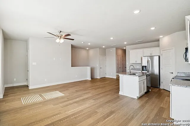 7114 Magnolia Crk #201 — Photo 9