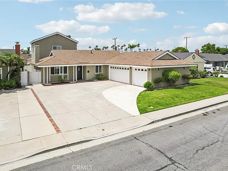 17151 Hague Ln — Photo 47