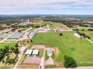 320 E Charter Oak Rd, Edmond, OK 73034