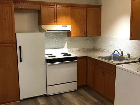 Corvallis triplex, 210 NW 13th St #210, Corvallis, OR 97330