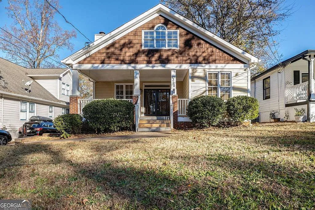 4 bed, 2.0 bath, $2,900 — Photo 1