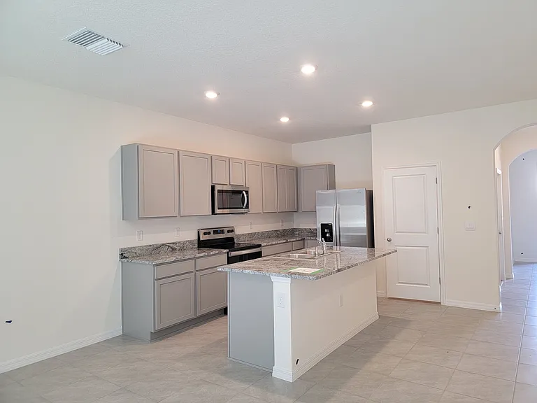 2892 Evergreen Elm Pass — Photo 7