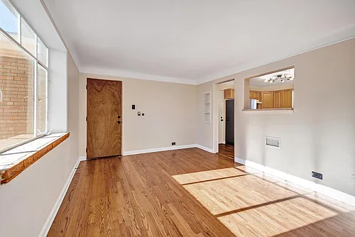 1535 Hudson St #2 Photo 1