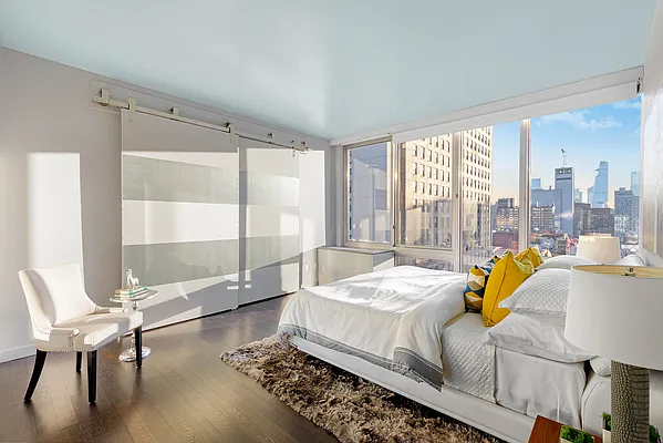 Sold by Compass | media 20