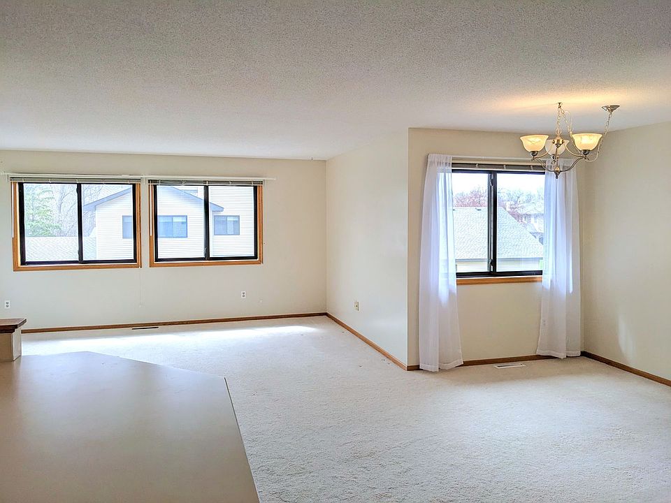 1st image of 5305 Orleans Ln N APT 4