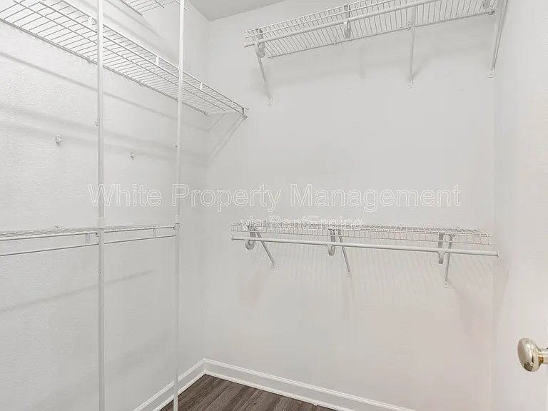 17304 Commons Crossing Dr — Photo 21