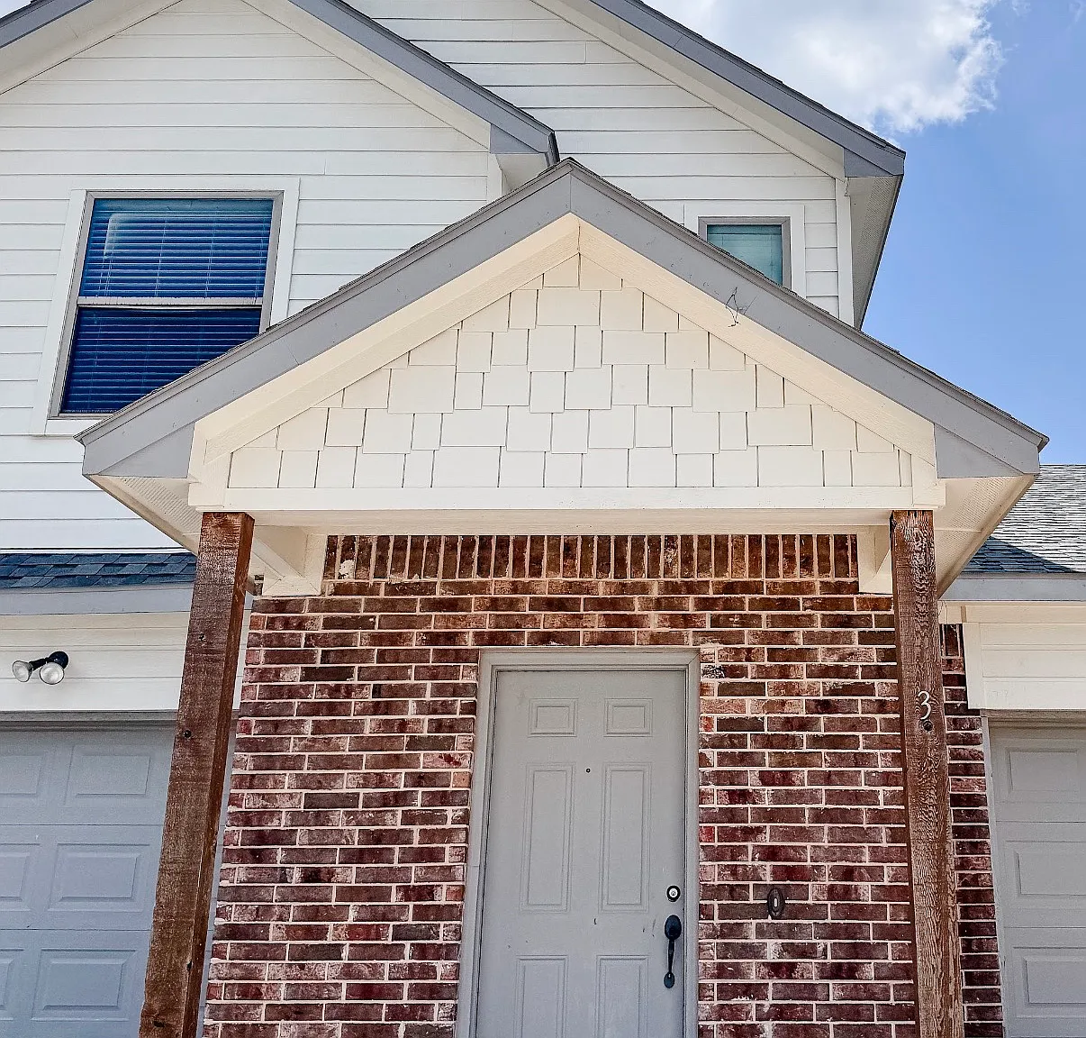 3 bed, 2.5 bath, 1366 sqft, $1,675 — Photo 1
