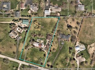 49 Tomahawk Trl, Oswego, IL 60543