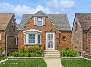2840 N Meade Ave, Chicago, IL 60634
