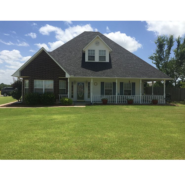 1st image of 302 Teri Ln