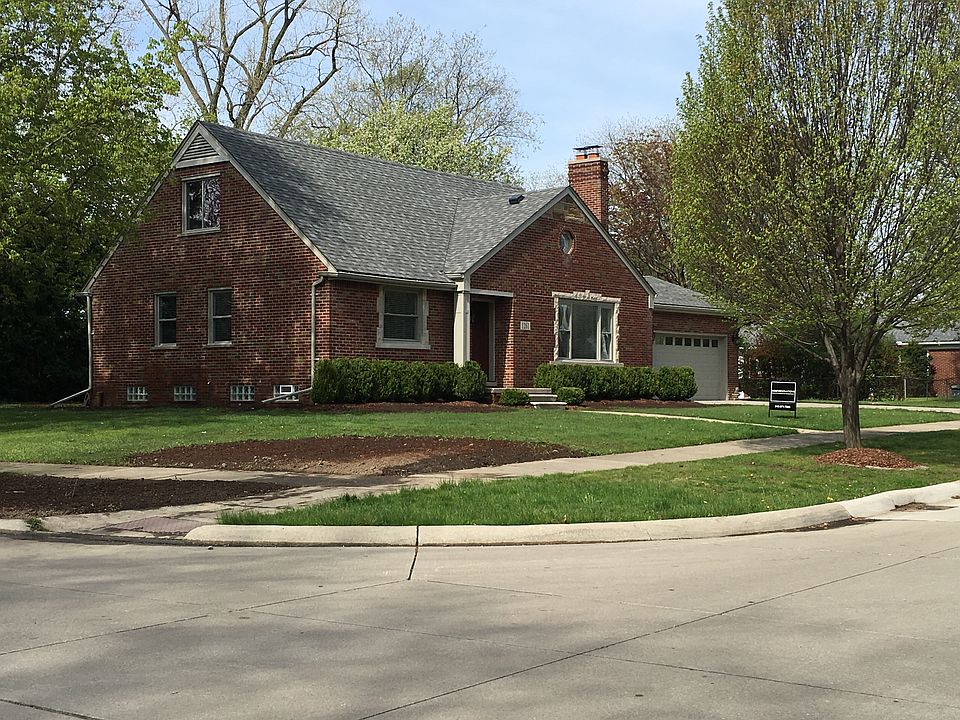 1st image of 1261 Fairholme Rd