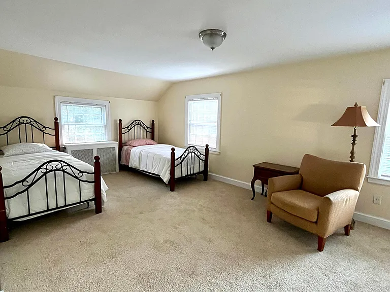 175 Treadwell St — Photo 9