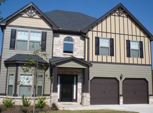 2882 Village Park Dr E, Ellenwood, GA 30294