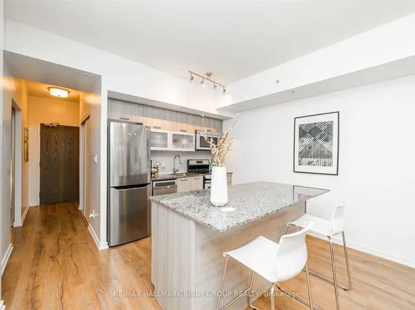 68 Abell St #622, Toronto, ON M6J 0B1