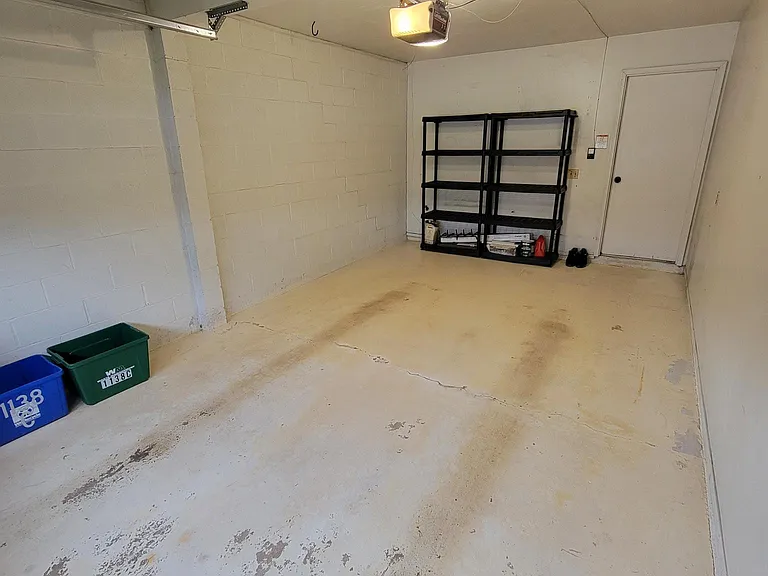 1138 Cunningham Dr — Photo 21