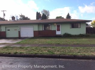 1948 N 10th St, Springfield, OR 97477