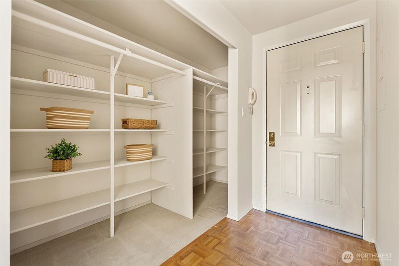 3rd image of 8720 Phinney Avenue N #21