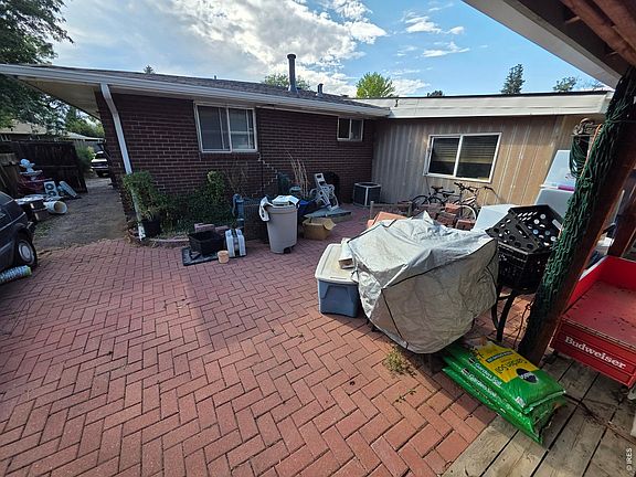 3rd image of 12 Huntington Ct