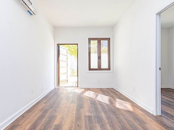 3rd image of 28A Lawton St #1