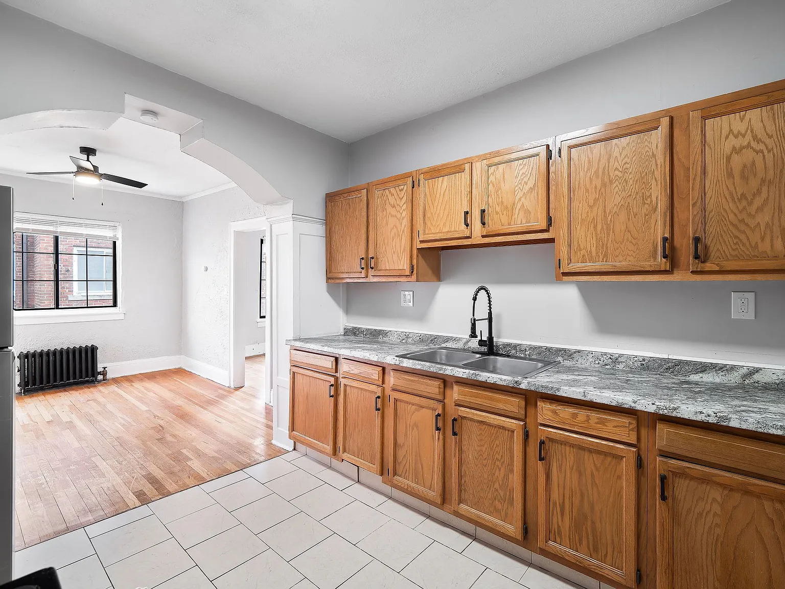 Middlehurst Apartments — Photo 2