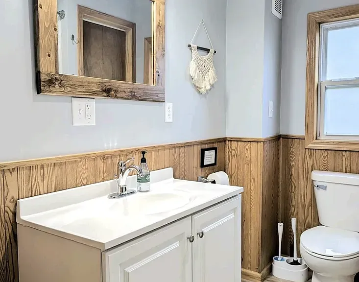 200 N Wildwood Ave #B — Photo 10