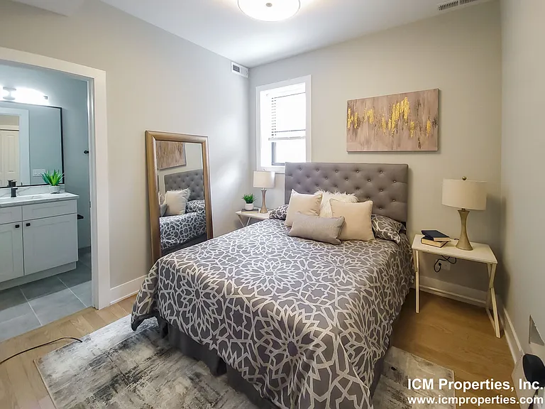 4416 N Seeley Ave #2 — Photo 7