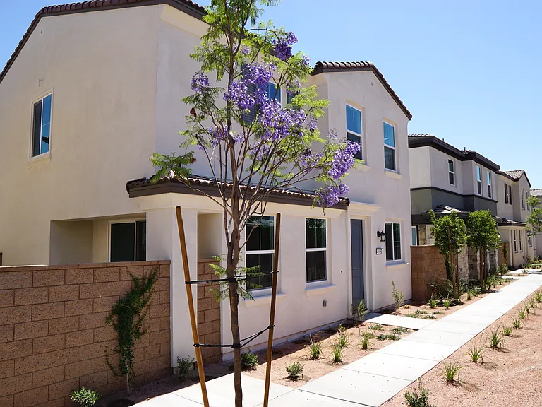 41515 Stanford Rd — Photo 2