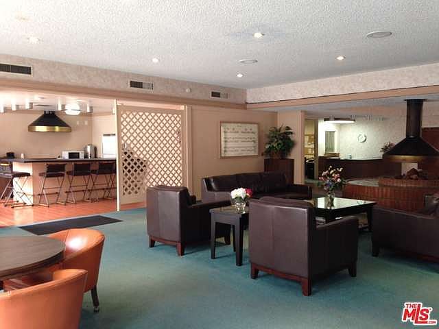2nd image of 5950 Canterbury Dr APT C103