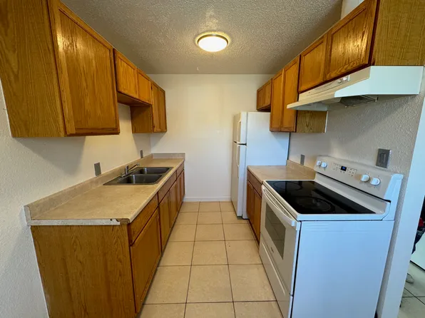 303 E Harding Ave APT C, Crescent City, CA 95531